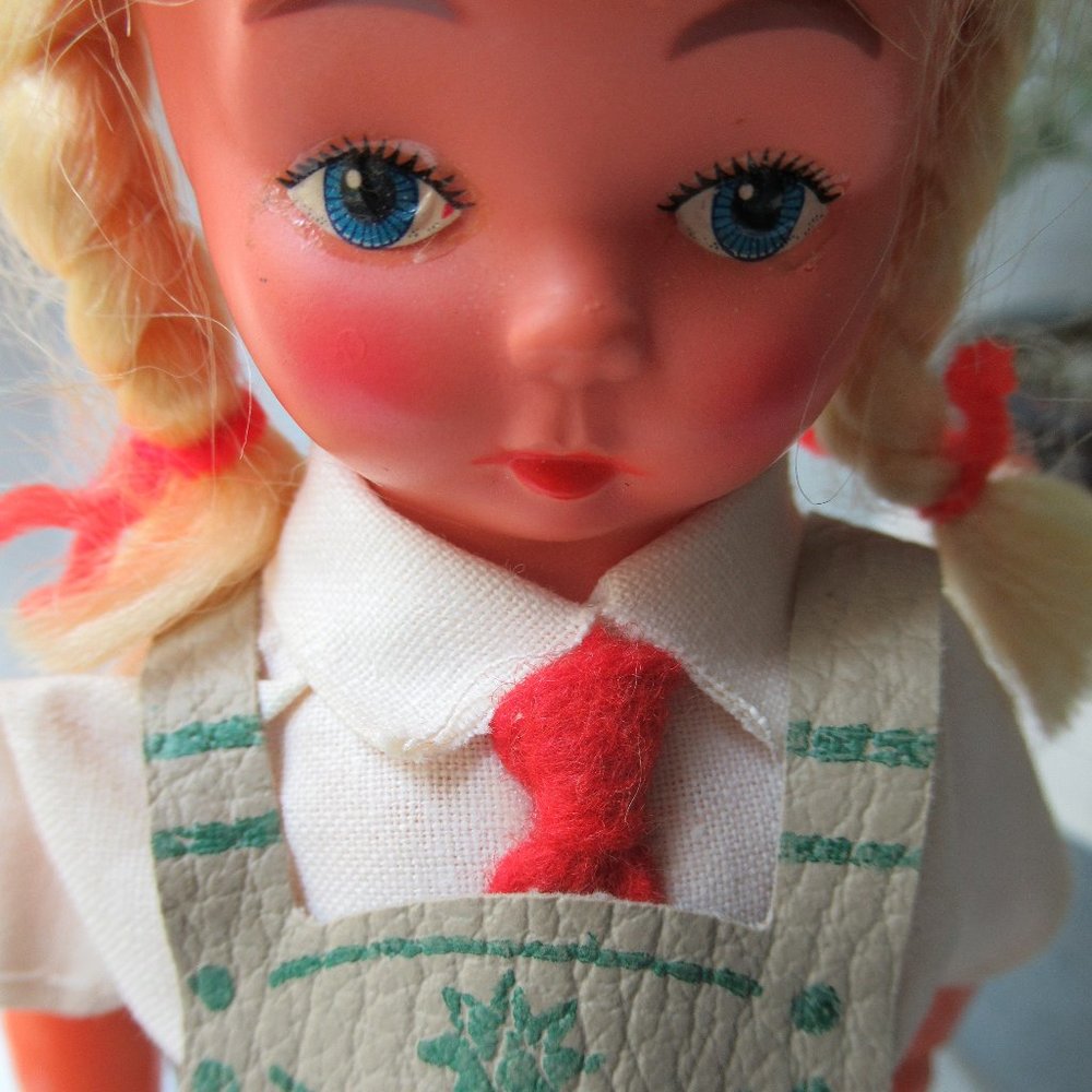 Celluloid Small Collectible Doll in a National Bavarian Costume - Picture 11 of 16